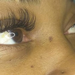 Zadora's Beauty Bar - C-curl eyelash extensions