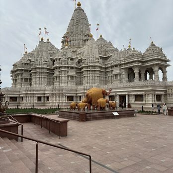 BAPS Swaminarayan Akshardham - Hindu Temples Near Me - Robbinsville, New Jersey