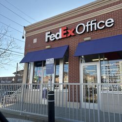 FedEx Office Print & Ship Center