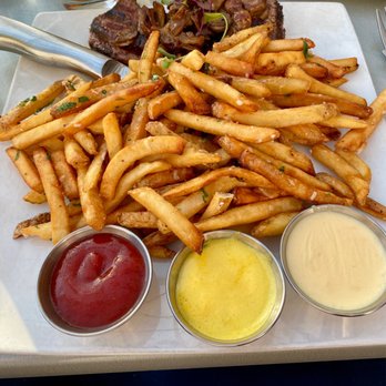 Union Rooftop - Steak frites - New American Near Me - Minneapolis, Minnesota