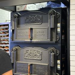 Paris Baguette - The oven. Loved it!!