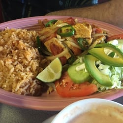 Marisqueria La Cabana Del Gallo - Chicken and Jalapeños entrée $7.99
