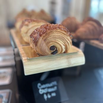 D'Liras - Chocolate croissant - Bakeries Near Me - Wilton Manors, Florida