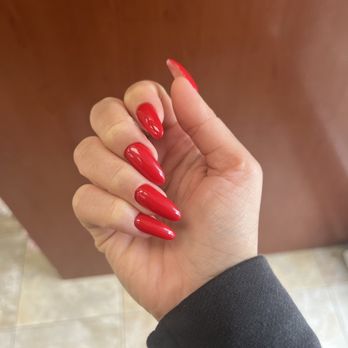 BEABELLA - Hard gel manicure - Hair Stylists Near Me - Brooklyn, New York BEABELLA - Hard gel manicure - Hair Stylists Near Me - Brooklyn, New York
