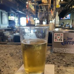 Little Woodrow's Midland - Icy cold coors O