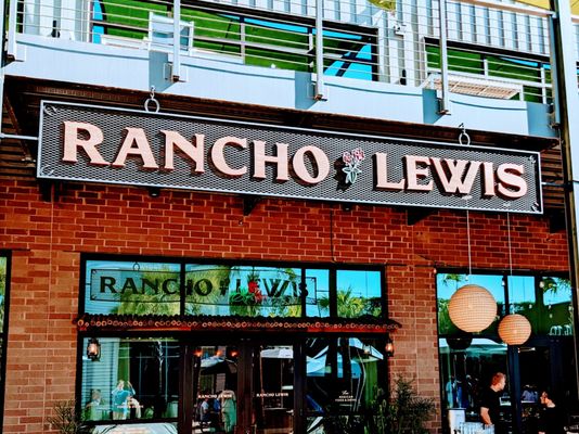 Rancho Lewis by null