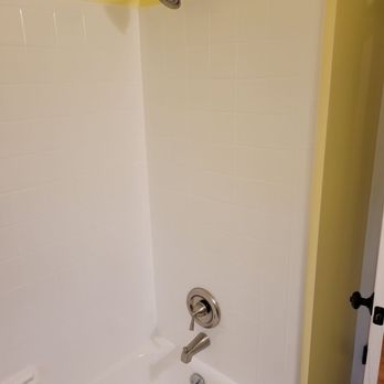 Top Reglazing - Perfectly reglazed bathtub. - Refinishing Services Near Me - Manassas, Virginia Top Reglazing - Perfectly reglazed bathtub. - Refinishing Services Near Me - Manassas, Virginia