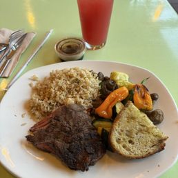 Grilled steak with brown rice, vegetables and watermelon agua fresca Grilled steak with brown rice, vegetables and watermelon agua fresca