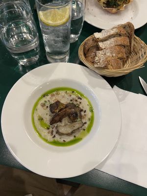 Restaurant 52 by null