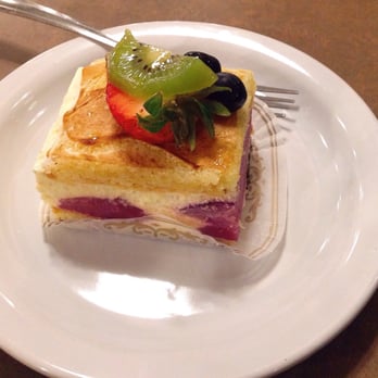 Belle Pastry - Cafes Near Me - Bellevue, Washington