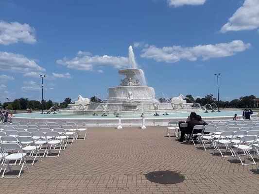 Detroit Balloon Store - Bouncing Around The Motor City by null