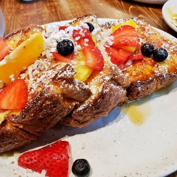 Scratch Kitchen - Cream Brulee French Toast - Outstanding! - Breakfast & Brunch Near Me - Honolulu, Hawaii Scratch Kitchen - Cream Brulee French Toast - Outstanding! - Breakfast & Brunch Near Me - Honolulu, Hawaii
