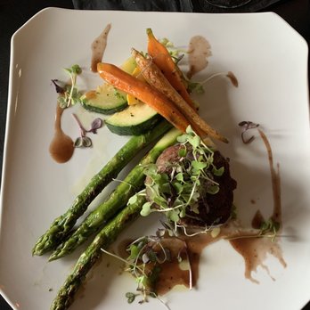 The Vault - Petite Filet Mignon with veggies - Seafood Near Me - Wyandotte, Michigan The Vault - Petite Filet Mignon with veggies - Seafood Near Me - Wyandotte, Michigan