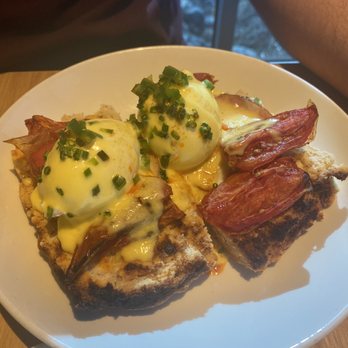 Canvas - Canvas Benedict* - New American Near Me - Orlando, Florida