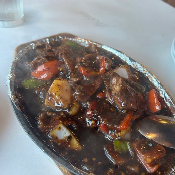 Banana Leaf Restaurant - Sizzling beef - Singaporean Near Me - Milpitas, California Banana Leaf Restaurant - Sizzling beef - Singaporean Near Me - Milpitas, California