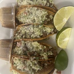 Tacos dorados de asada