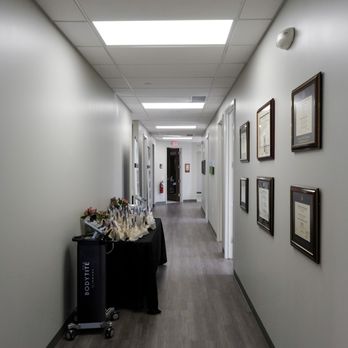 Andrew Compton, MD - Main clinic hallway - Plastic Surgeons Near Me - Troy, Michigan