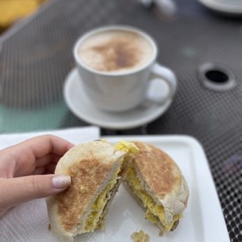 Fueling Station - Chai latte, breakfast sandwich with sausage - Cafes Near Me - San Francisco, California Fueling Station - Chai latte, breakfast sandwich with sausage - Cafes Near Me - San Francisco, California