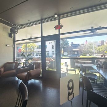 Carpenters Cafe & Catering - Comfortable Seating Options with a lovely view of Pennsylvania Ave. - Southern Near Me - Fort Worth, Texas Carpenters Cafe & Catering - Comfortable Seating Options with a lovely view of Pennsylvania Ave. - Southern Near Me - Fort Worth, Texas