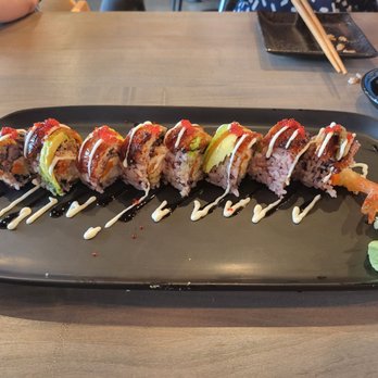 Kuro Sushi - Kura rolls - Sushi Bars Near Me - Bellevue, Washington Kuro Sushi - Kura rolls - Sushi Bars Near Me - Bellevue, Washington