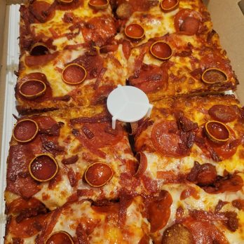 Jet's Pizza - 8 corners Ultimate Pepperoni. - Pizza Near Me - Columbus, Ohio Jet's Pizza - 8 corners Ultimate Pepperoni. - Pizza Near Me - Columbus, Ohio
