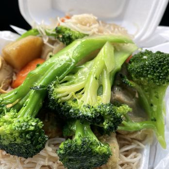 Ding Ho Restaurant - $5 for small - Chinese Near Me - Boston, Massachusetts Ding Ho Restaurant - $5 for small - Chinese Near Me - Boston, Massachusetts