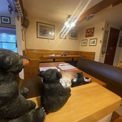 The Country Bear - Large bench area