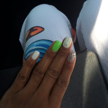 Gloss Nails Studio - Broken design - Nail Salons Near Me - Florham Park, New Jersey Gloss Nails Studio - Broken design - Nail Salons Near Me - Florham Park, New Jersey