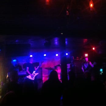 Hotel Vegas - Sky Crawler ripping it up. - Hotels Near Me - Austin, Texas Hotel Vegas - Sky Crawler ripping it up. - Hotels Near Me - Austin, Texas