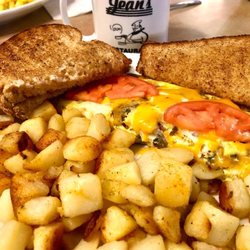 Jean's Restaurant - Cheese and Mushroom Omelette