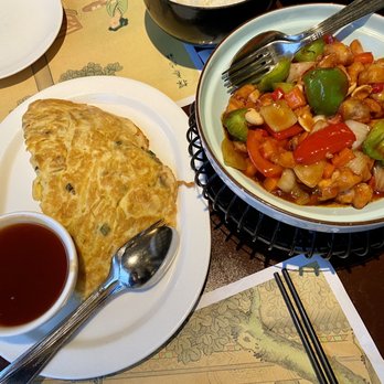 Oriental City - Egg Foo Young with Mushrooms €15,90 and Kung Pao Chicken €23,90 (May 2022) - Dim Sum Near Me - Amsterdam, New Hampshire
