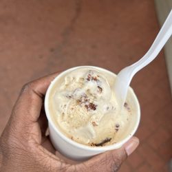 The Nut House - B3 ice cream