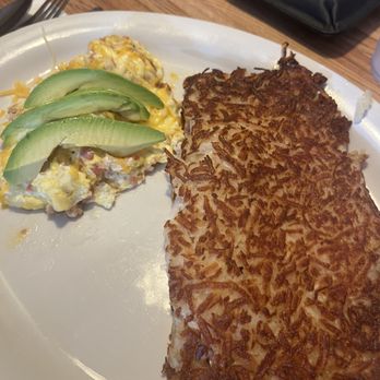 Duck Nook - ABC scramble. Eggs weren't properly scrambled and were over cooked. Crispy hash browns. - Burgers Near Me - Stockton, California