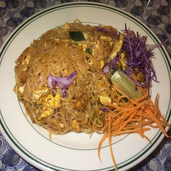 Thai Nakorn - Chicken pad Thai - Thai Near Me - San Bruno, California Thai Nakorn - Chicken pad Thai - Thai Near Me - San Bruno, California