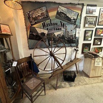 Mule Barn Mercantile - Spinning wheel - Antiques Near Me - Waxhaw, North Carolina Mule Barn Mercantile - Spinning wheel - Antiques Near Me - Waxhaw, North Carolina