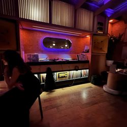 Eavesdrop - Dj area