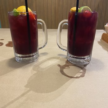 Pinchers - 2 for 1 sangrias - Seafood Near Me - Marco Island, Florida Pinchers - 2 for 1 sangrias - Seafood Near Me - Marco Island, Florida