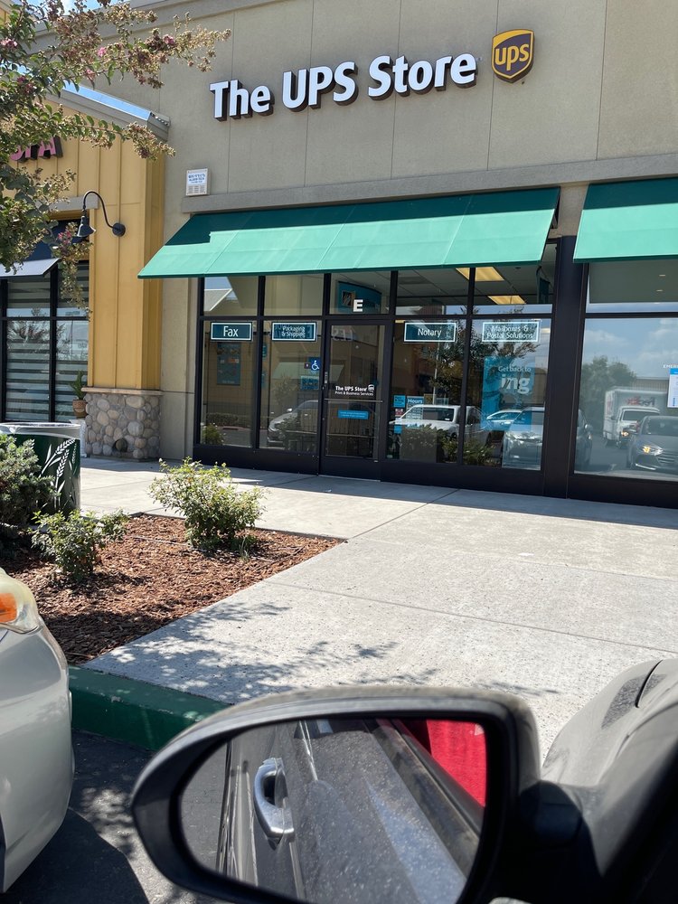 THE UPS STORE Updated October 2024 3206 N DINUBA BLVD, Visalia