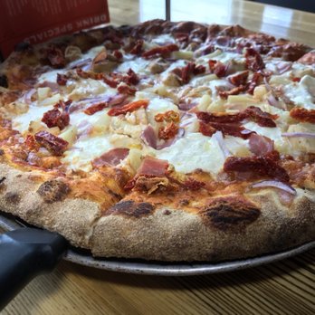 Za's on Devine - Pizza Near Me - Columbia, South Carolina Za's on Devine - Pizza Near Me - Columbia, South Carolina