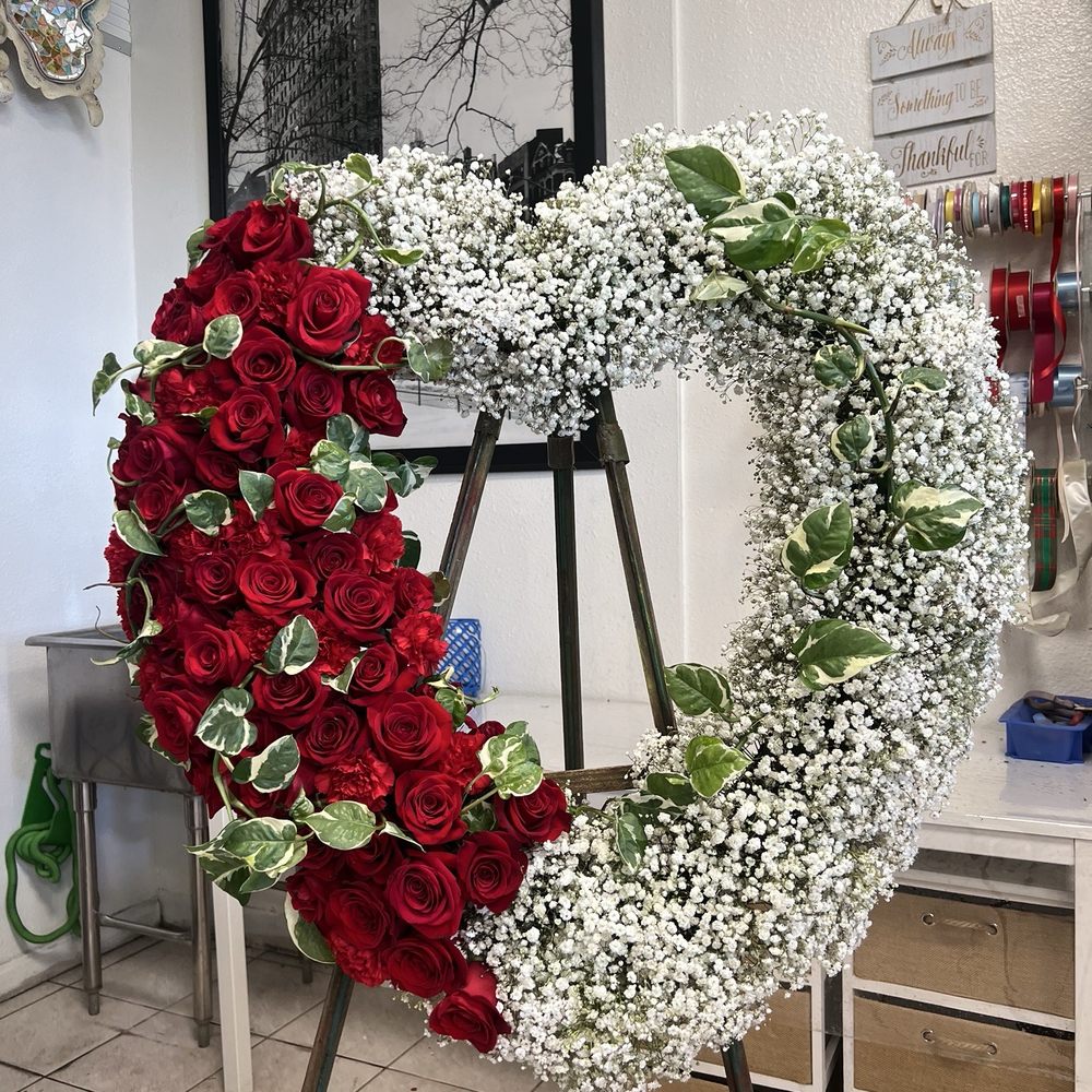 Casa Blanca Flower - Florists Near Me - Westminster, California