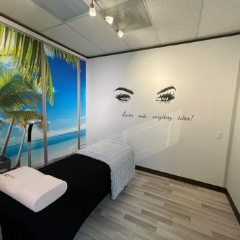UniLash Studio - Eyelash Service Near Me UniLash Studio - Eyelash Service Near Me