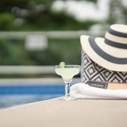 Stay Bristol Woodlands - Cool off and dive into relaxation at our serene campground pool!