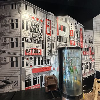 Bonchon Skokie - Interior - Chicken Wings Near Me - Skokie, Illinois