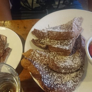 Fresh Salt - Challah French toast - Bars Near Me - New York, New York