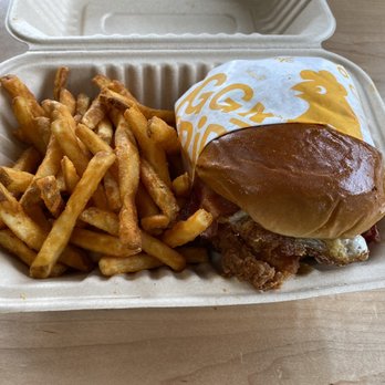 Egg N Bird - Chicken Shop Near Me - Pico Rivera, California
