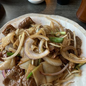 Red Sake - Beef Chow Fun - Sushi Bars Near Me - Charlotte, North Carolina