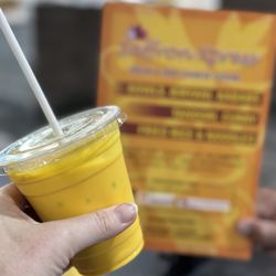 Saffron Xpress - Mango Lassi