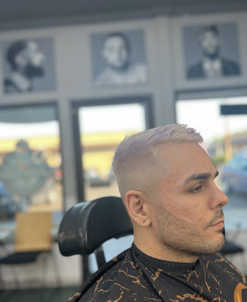 Prolific Barbershop Logo