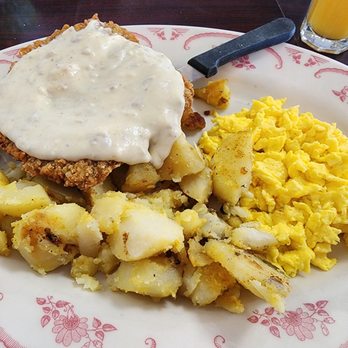 Henri's Cafe - American Near Me - Oxnard, California
