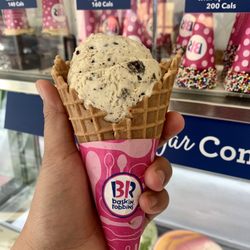 Baskin-Robbins Ice Cream & Cake Store